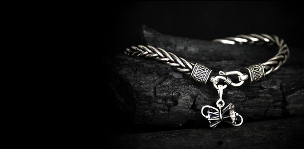 ADD GLAMOUR<br> TO EVERY OCCASION<br> MAKE A STATEMENT WITH STYLE