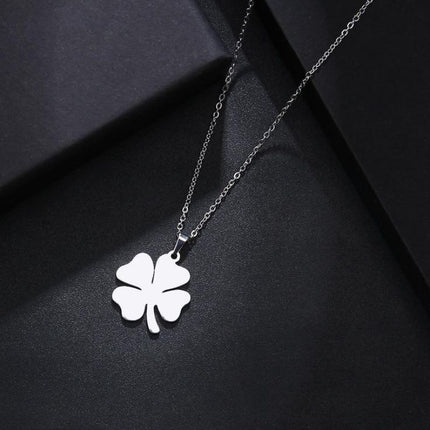 Clover Pendent Chain