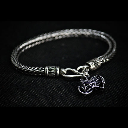 Men's Stylish Silver Bracelet With Damru Pendant
