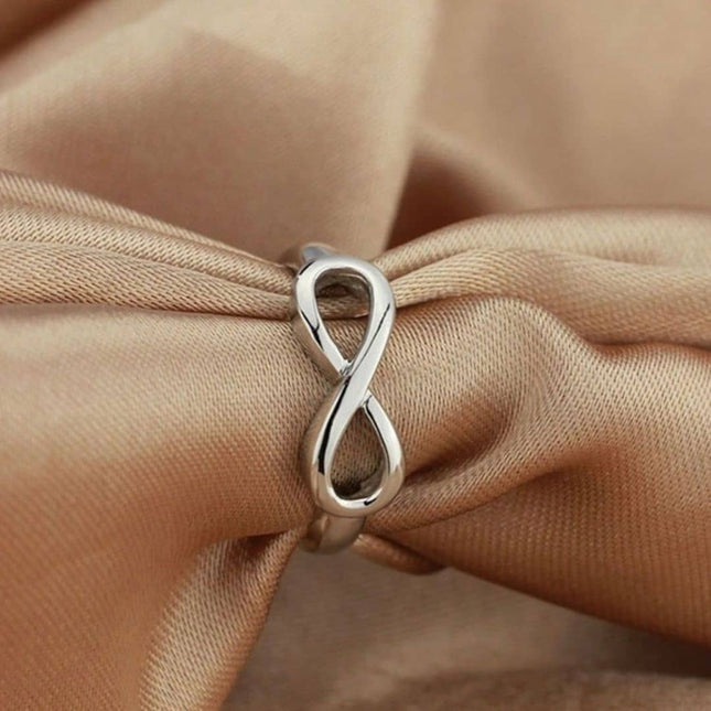 Stylish Silver Infinity Ring